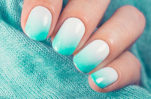 グラデーションネイル