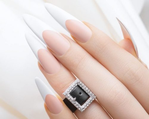 フレンチネイル