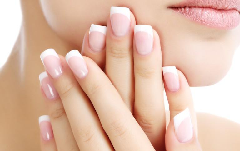 フレンチネイル