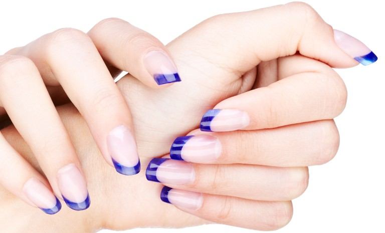 フレンチネイル