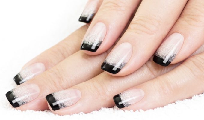 フレンチネイル