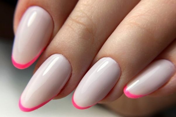 フレンチネイル