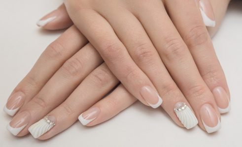 大人上品ネイルデザイン