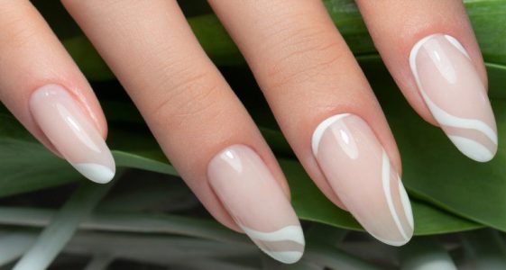 大人上品ネイルデザイン