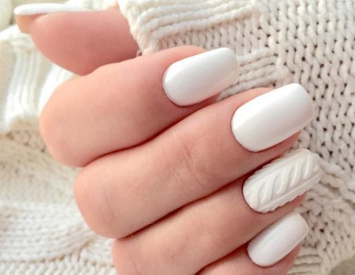 ホワイトネイルデザイン