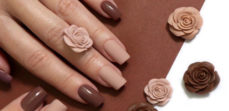 【ブラウンネイルデザイン】オシャレな手元に欠かせないブラウンカラーネイルの見本デザイン集