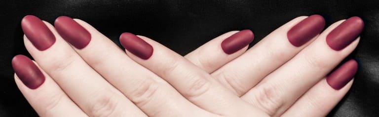 ベリーレッドネイル