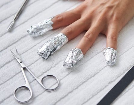 ジェルネイルをオフ