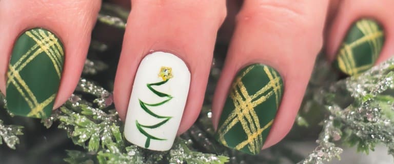 チェックネイル