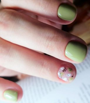 くすみカラーネイルデザイン