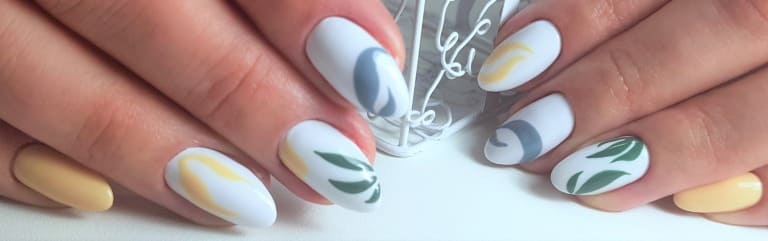 くすみカラーネイルデザイン