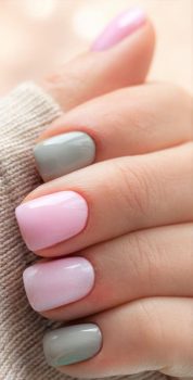 くすみカラーネイルデザイン