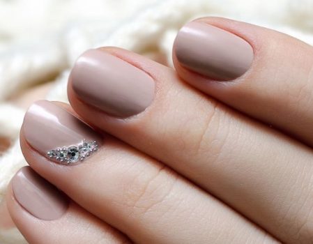 ベージュネイルデザイン