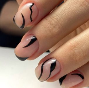 ラインテープネイル