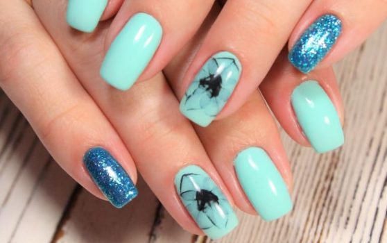 ターコイズネイル