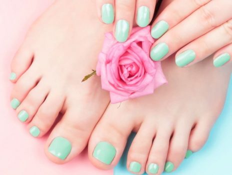 フットネイルデザイン 