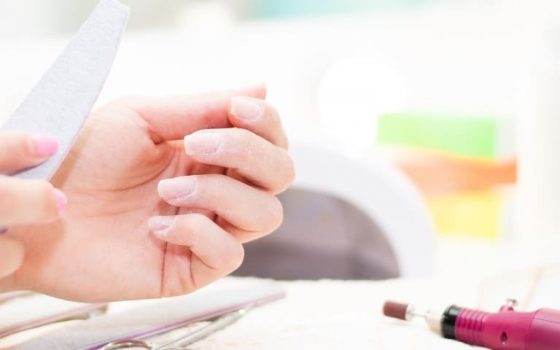 ジェルネイルのオフのやり方！必要な道具と落とす際の注意点まとめ