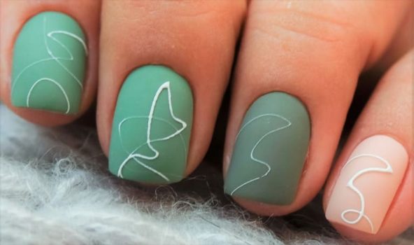 アースカラーネイルデザイン