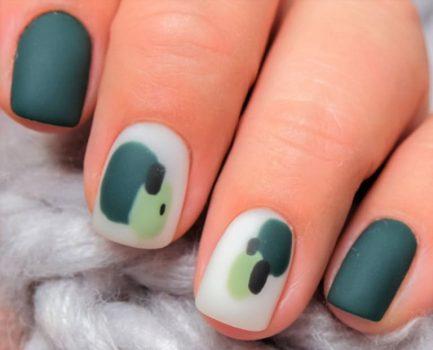 アースカラーネイルデザイン