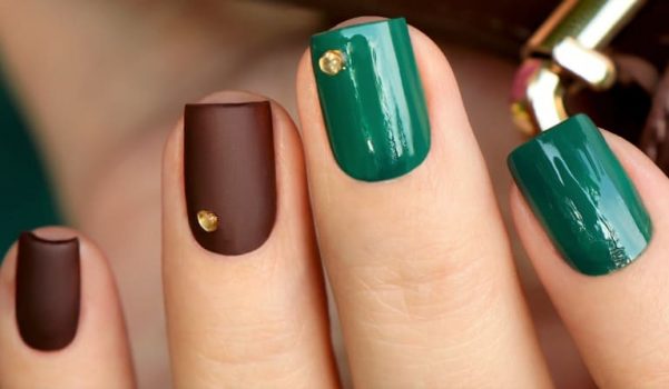 アースカラーネイルデザイン