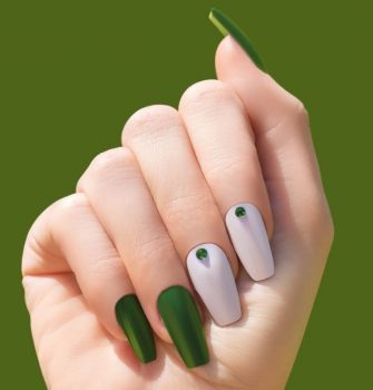 ストーンネイル