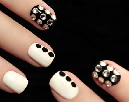 キラキラネイル