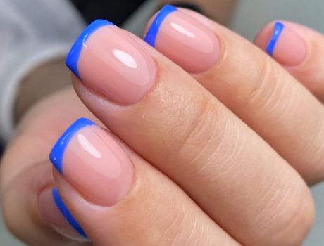 細フレンチネイルデザイン