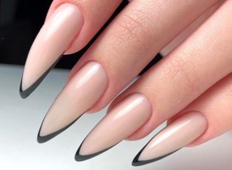 細フレンチネイルデザイン