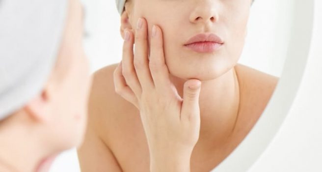 顔のむくみ解消方法