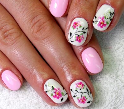 ボタニカルネイル