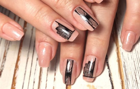 ボタニカルネイル