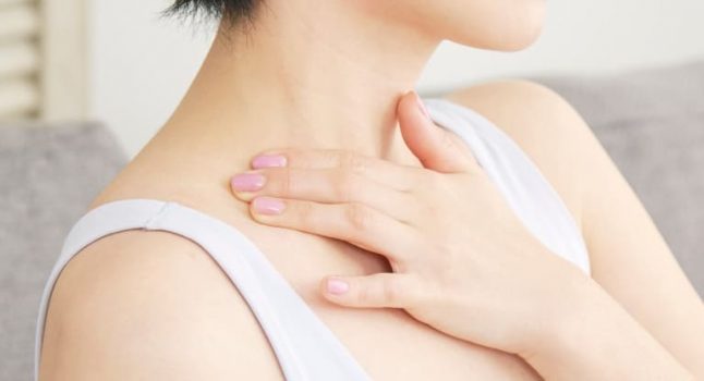 顔のむくみ解消方法