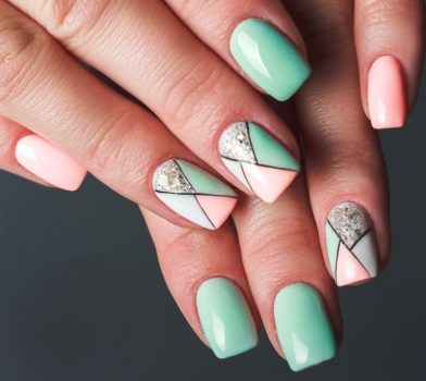 幾何学ネイル