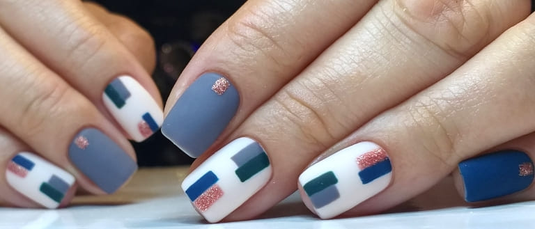 幾何学ネイル