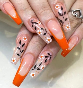 フラワーネイル