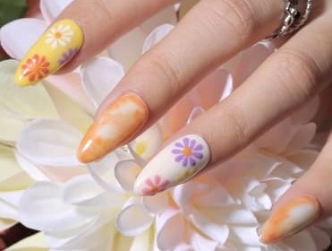 フラワーネイル