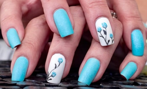 フラワーネイル