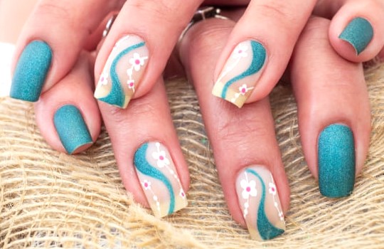 フラワーネイル