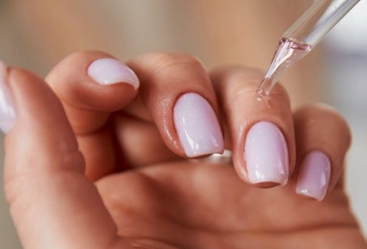 セルフジェルネイルが割れる原因と対策