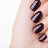 ツヤのあるジェルネイル