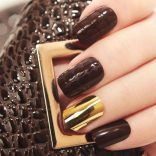 メタリックネイル