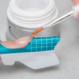 ジェルネイル　長さだし