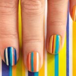 ストライプネイル