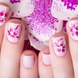 フラワーネイル