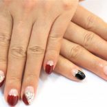 逆フレンチネイルデザイン