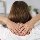 ストレートネックを改善・予防する方法