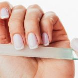 爪の縦線やシワ、でこぼこの原因と対策！キレイな自爪づくりのポイントまとめ