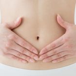 ポッコリお腹改善方法！お腹が太る主な原因と対策方法まとめ