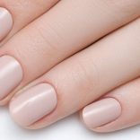 ベージュネイルデザイン