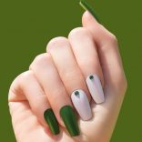 ストーンネイル